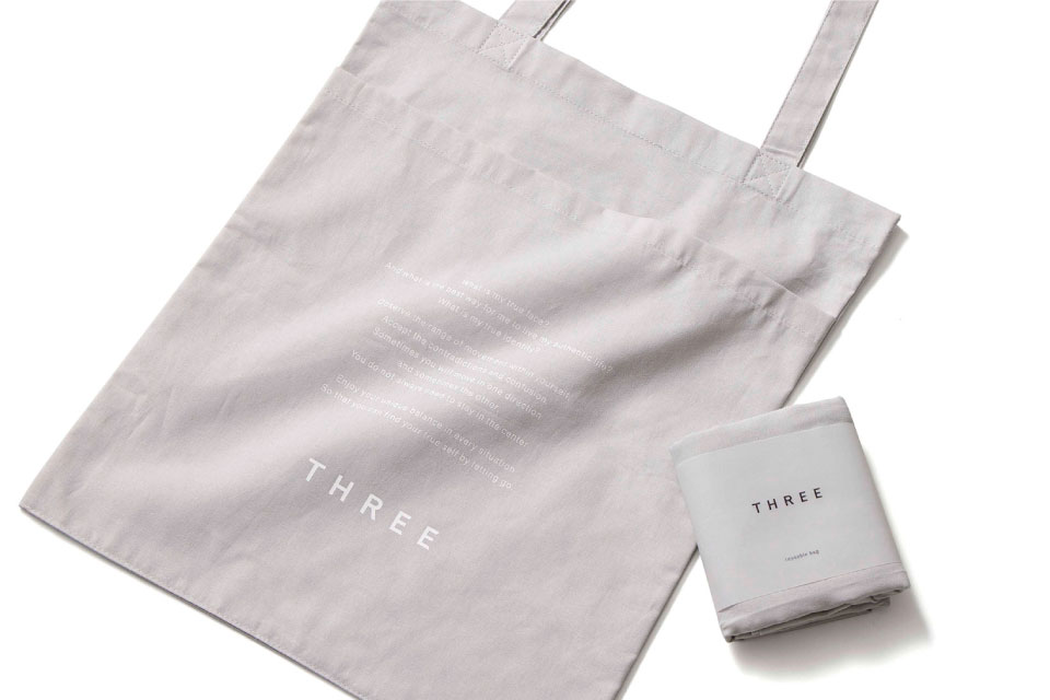 THREE（スリー）